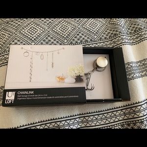 UMBRA | Wall storage | chainlink 12 hooks